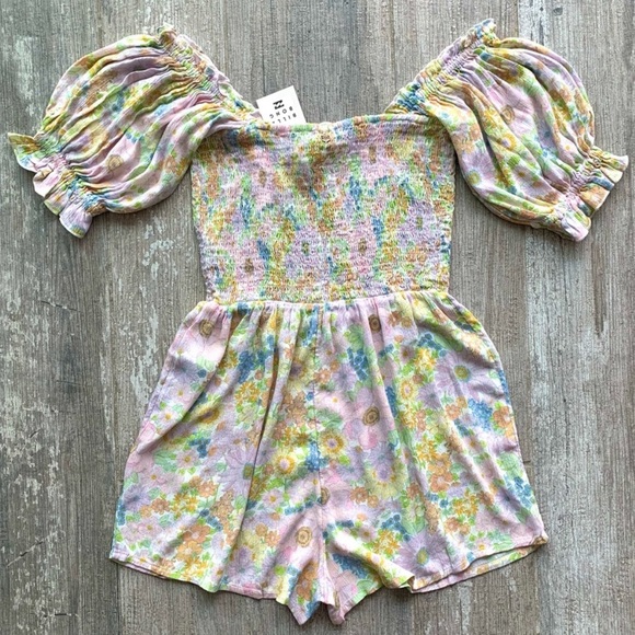 🔥🔥BILLABONG - SUNDANCE PLAYSUIT🔥🔥 - Picture 10 of 11